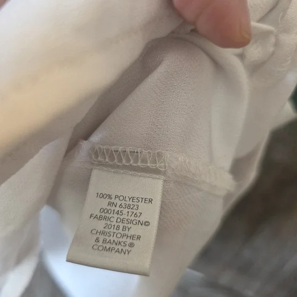 Christopher & Banks Shirt Women's Size Small White Floral Butterfly Lightweight - Picture 4 of 6